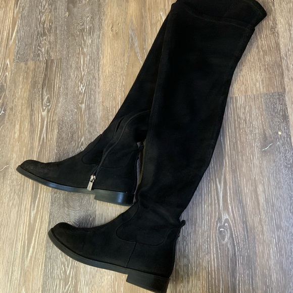 Thigh high boots - Picture 3 of 5